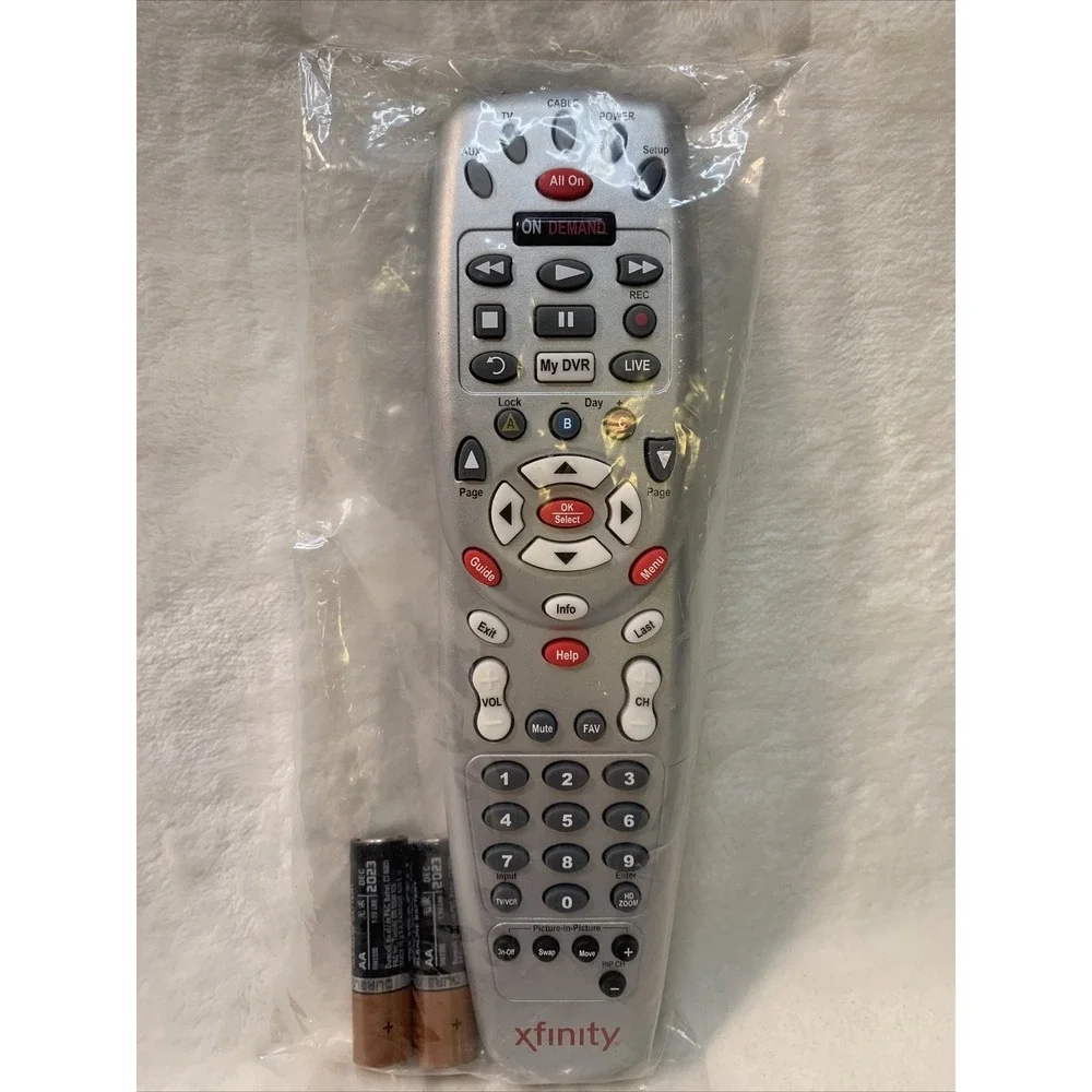 New Official Genuine‎ OEM Xfinity Remote Control Model URC-1067CBM3-001-R Sealed